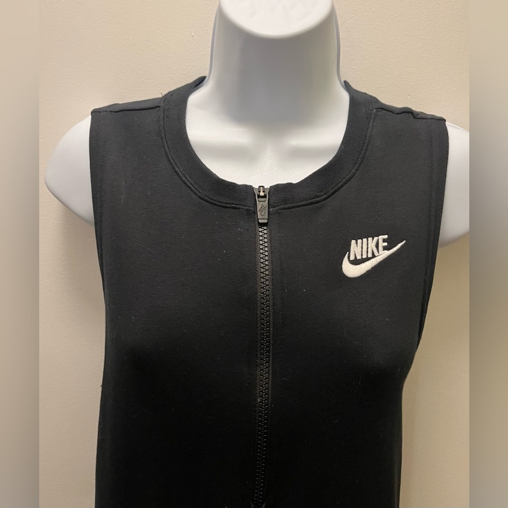 Nike black cotton jumper size M